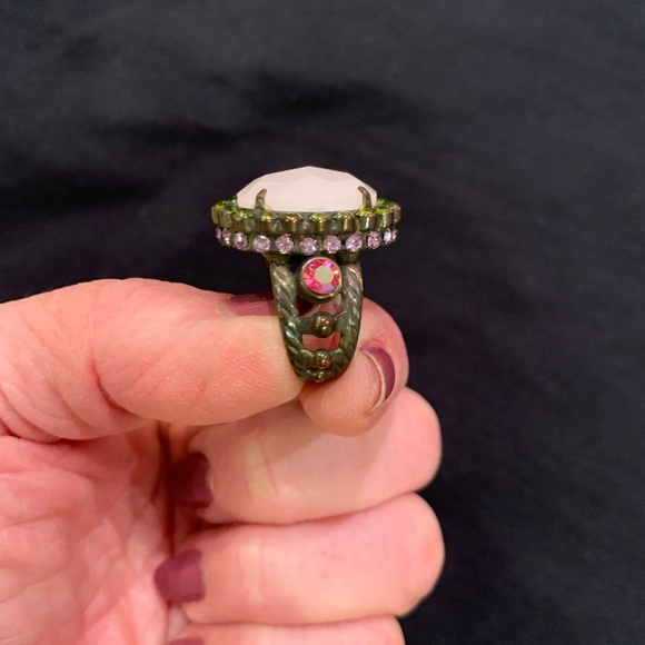 Vintage Sorrelli Pink and Green Woman’s Gemstone Ring - Picture 3 of 6